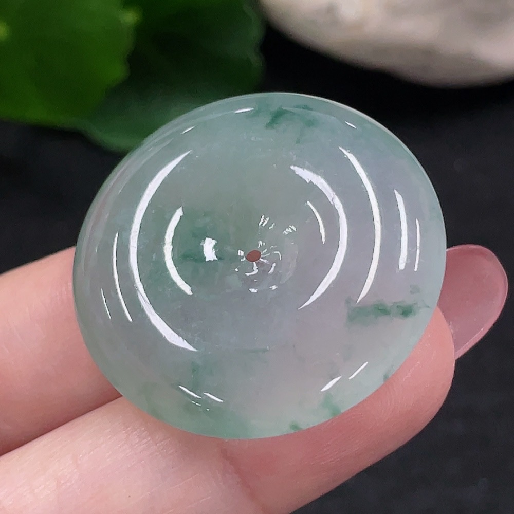 F32810084 Jadeite Safety Buckle Pendant, Total Weight Approx. 12.3g