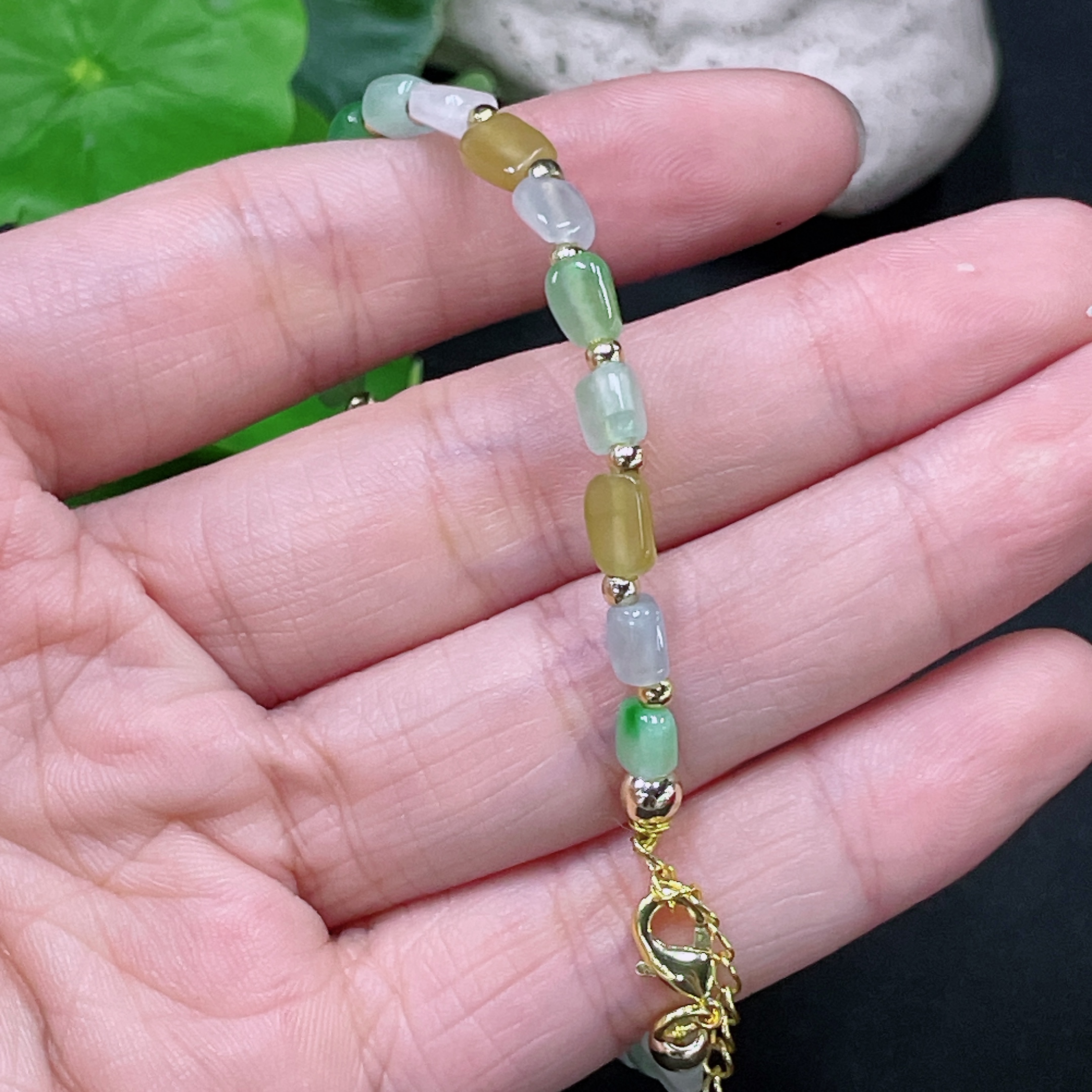 F33919914 Jadeite bracelet Non-gold Total weight approx. 6.7g (red and yellow color origin undetermined)