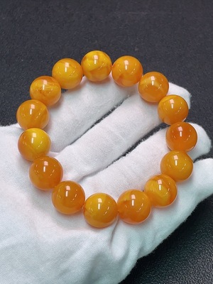 C34950790 Amber Beeswax Bracelet Color Origin Undetermined Total Weight Approx. 25.7g Size About 13.9mm