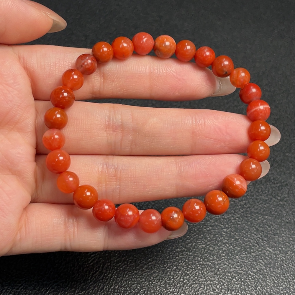 C31619533 South Red Agate Bracelet with Visible Organic Matter, Total Weight Approx. 14.51g, Size About 7.3mm