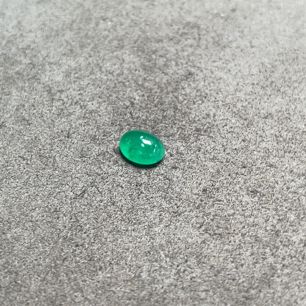 C34009422 Emerald Rough Stone Clarity Enhancement Total Weight Approx. 1.62 Carats