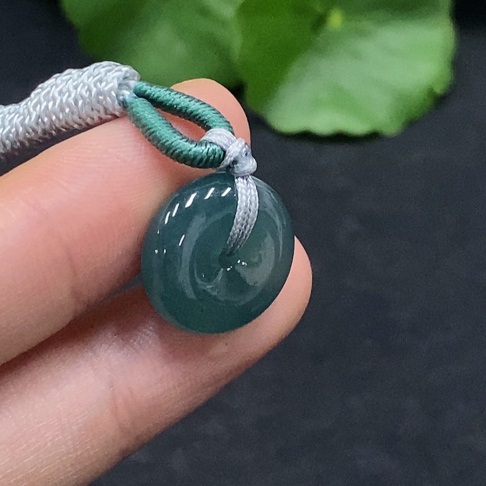 F30514724 JadeitePeace Button Pendant