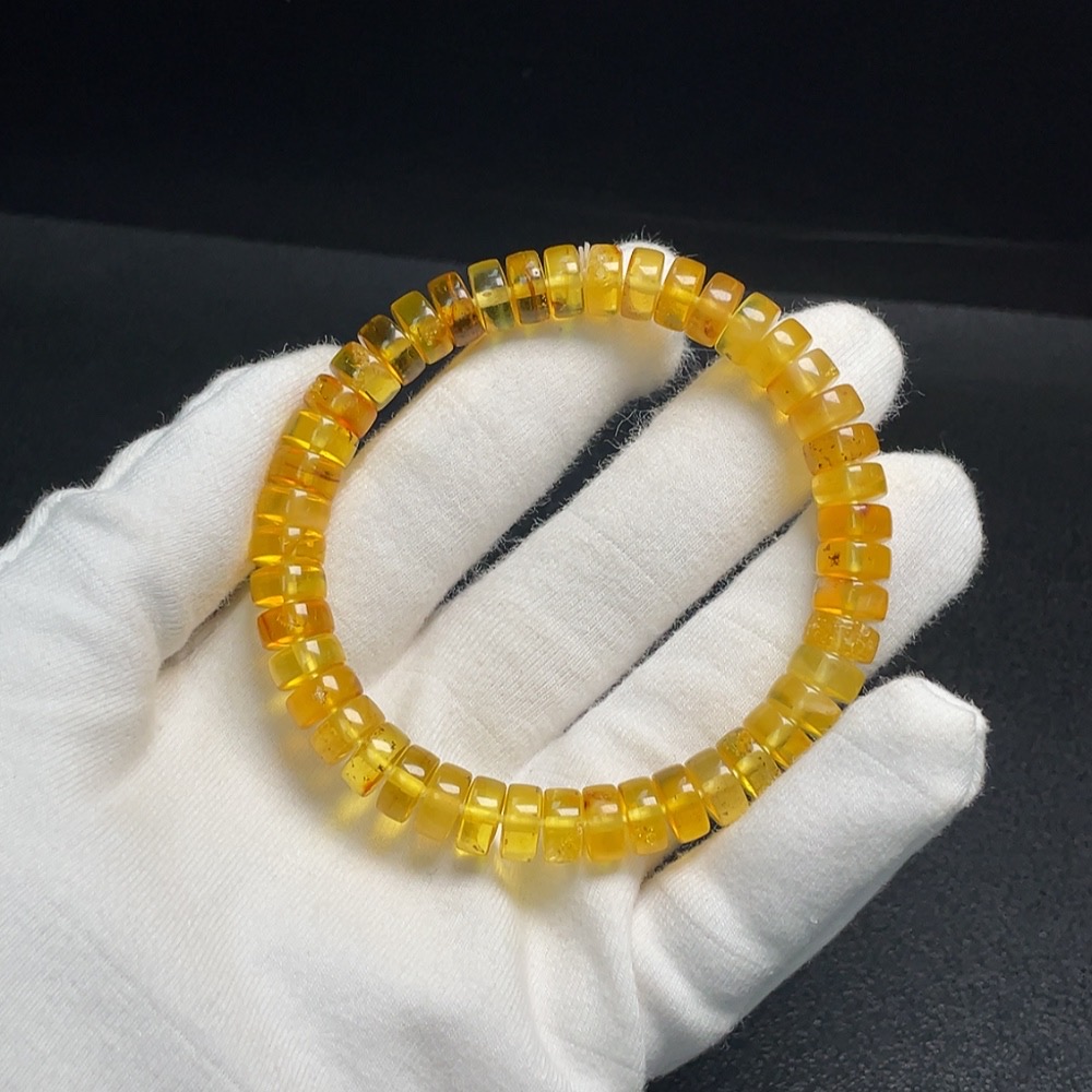 C29403756 Amber Beeswax Bracelet, Approx. 8.5mm, Total Weight About 10.78g