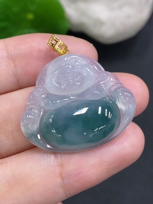 F33933316 Jadeite Buddha Pendant with 18K Gold Clasp, Total Weight Approximately 6.3g