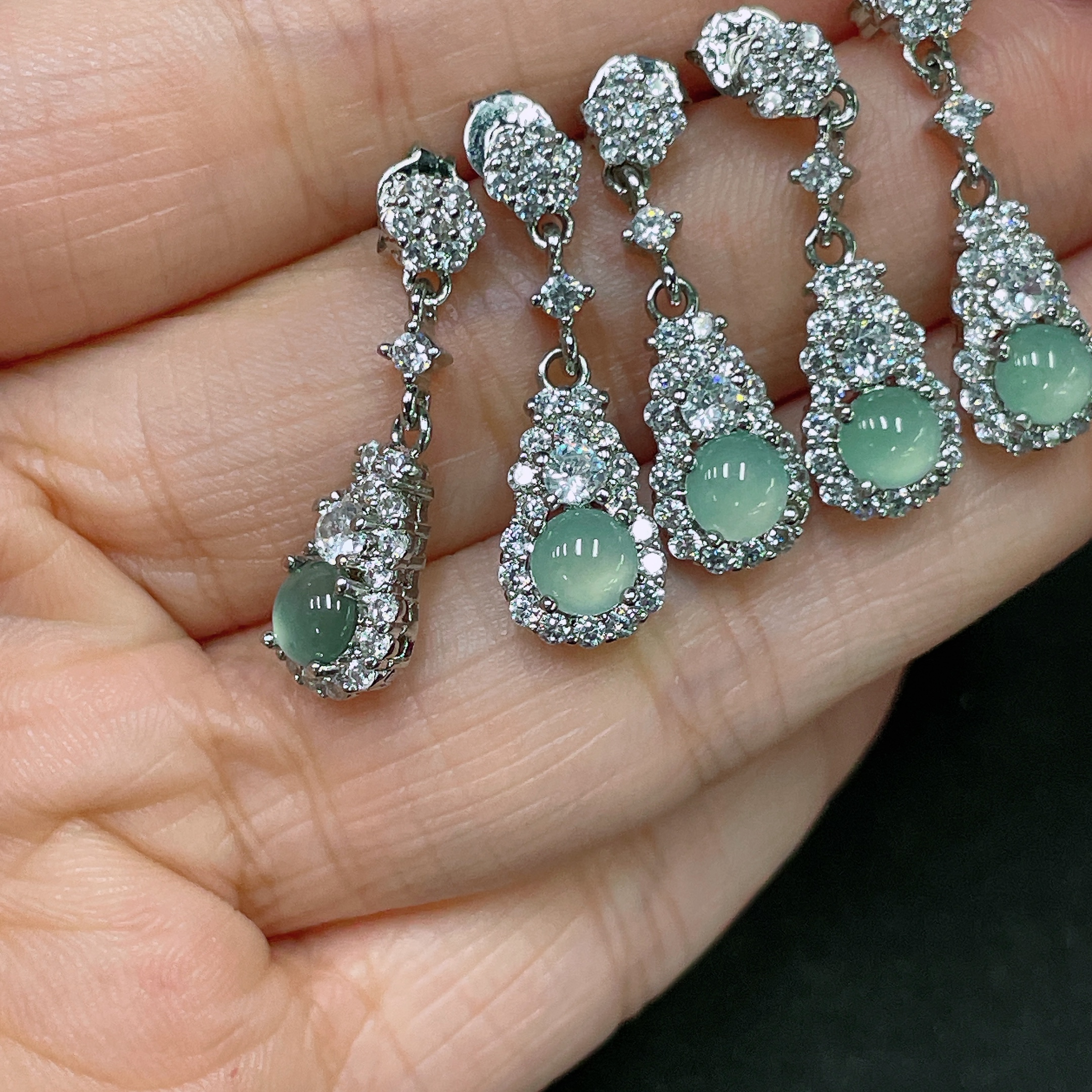 F35104035 Jadeite Inlaid Earrings Non-Gold Sell as a Lot