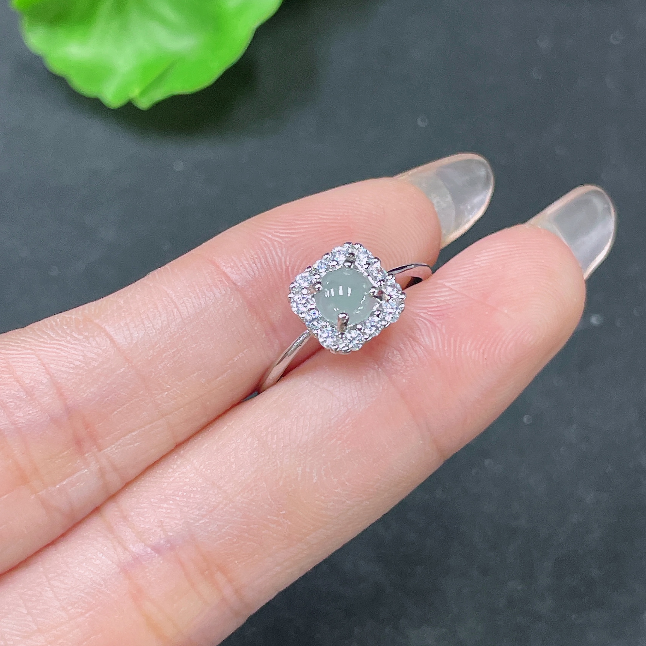 F34065026 Jadeite Inlaid Ring Non-Gold Adjustable Total Weight Approx. 1.4g