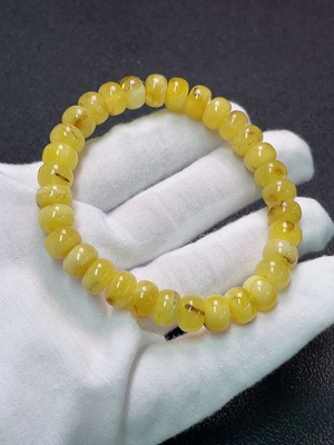 C34006462 Amber and Beeswax Bracelet, Total Weight Approximately 11.08g, Size About 9.1mm