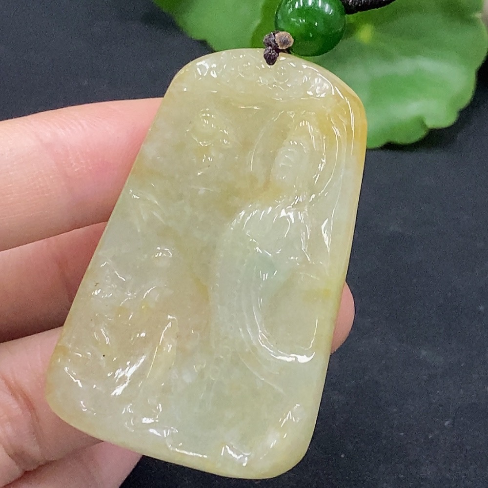 F32820287 Jadeite Guanyin Pendant Total Weight Approx. 16.79g Color Origin Undetermined With Non-Grade A Beads