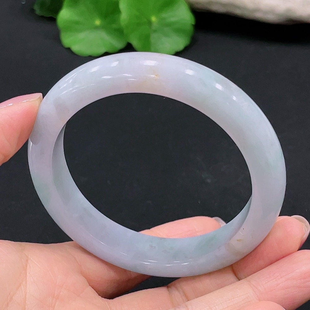 F23596538 Jadeite round bracelet, inner diameter 57.5, total weight 63.984g