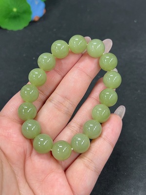 H41946502 和田玉手串 卡11.5mm左右 货品总重约41.1g