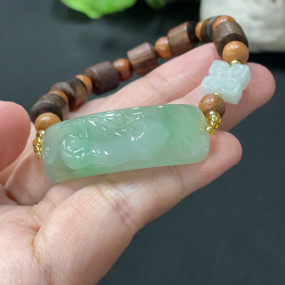 F34076926 Jadeite Hand Plate Total Weight Approx. 15.59g With Non-A Grade Beads