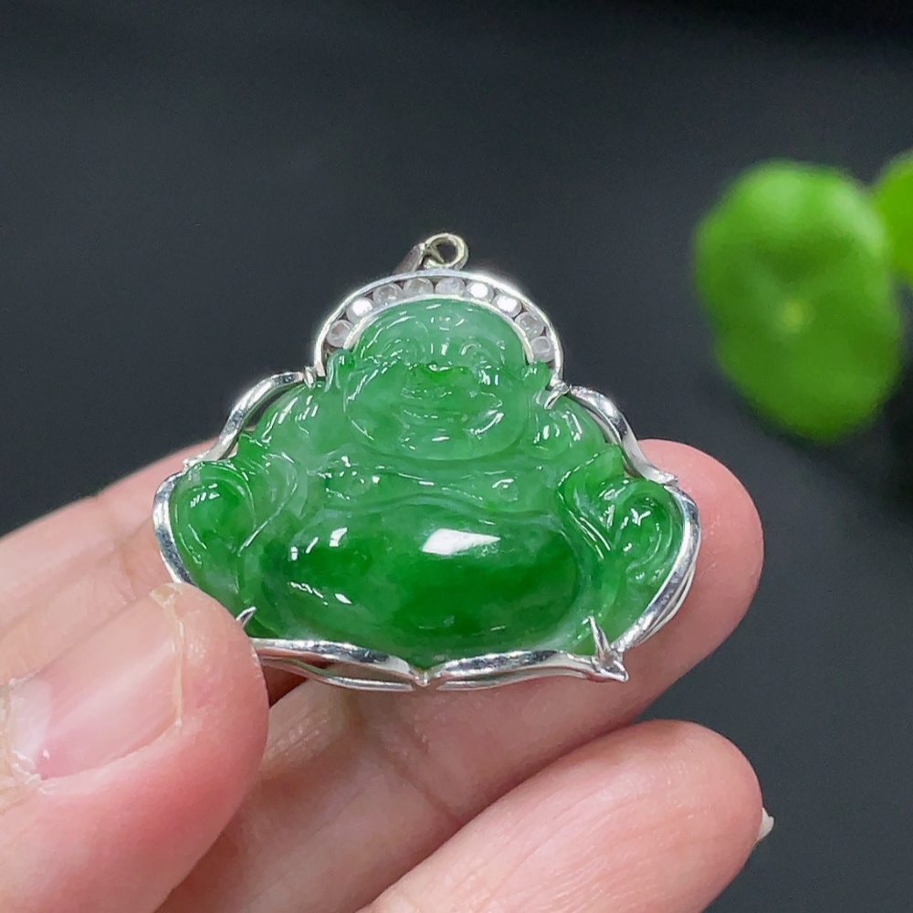 F34018698 Jadeite Buddha Pendant with Non-Diamond Setting, Main Body Approximately 70% Au, Total Weight Approximately 5.43g