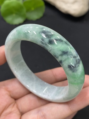 F27123095 Jadeite Round Bangle Size 51.1 Total Weight Approximately 577.44g Containing Other Mineral Components