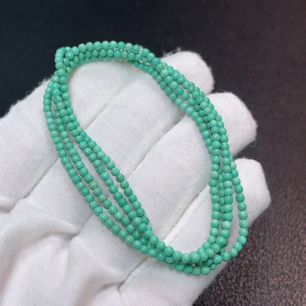 C32786190 Turquoise Beaded Necklace Color Origin Undetermined Contains Other Mineral Components Total Weight Approximately 5.33g Size About 2.2mm