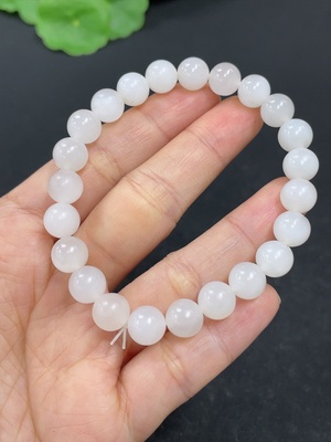 H41905269 和田玉手串    卡7.8mm左右    货品总重约18.3g
