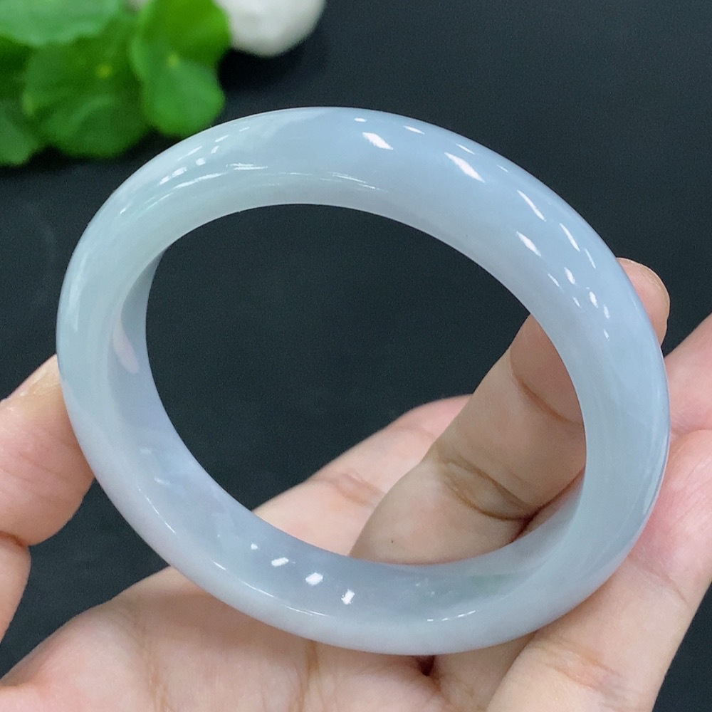 F24798077 Jadeite Round Bangle Size 55.8 Total Weight Approx. 57.5g