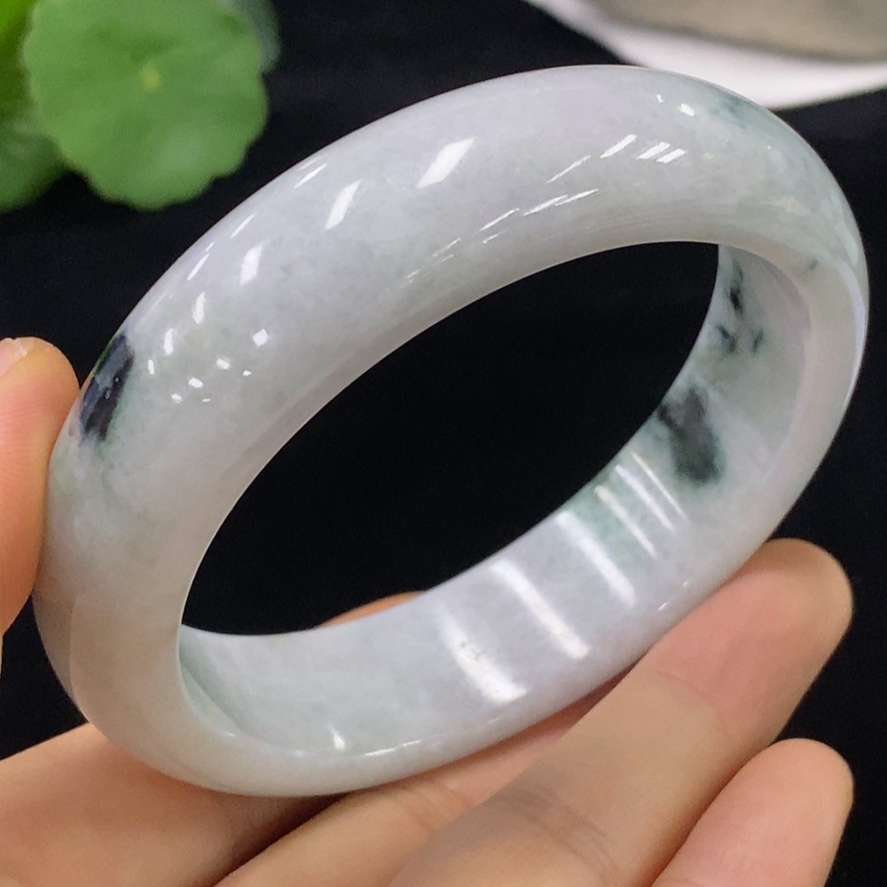 F32790377 Jadeite Round Bangle, Total Weight Approx. 84.74g, Size 59.7, Containing Other Mineral Components