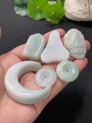 F31631782 Jadeite Pendant, Peace Buckle, Plain Pendant