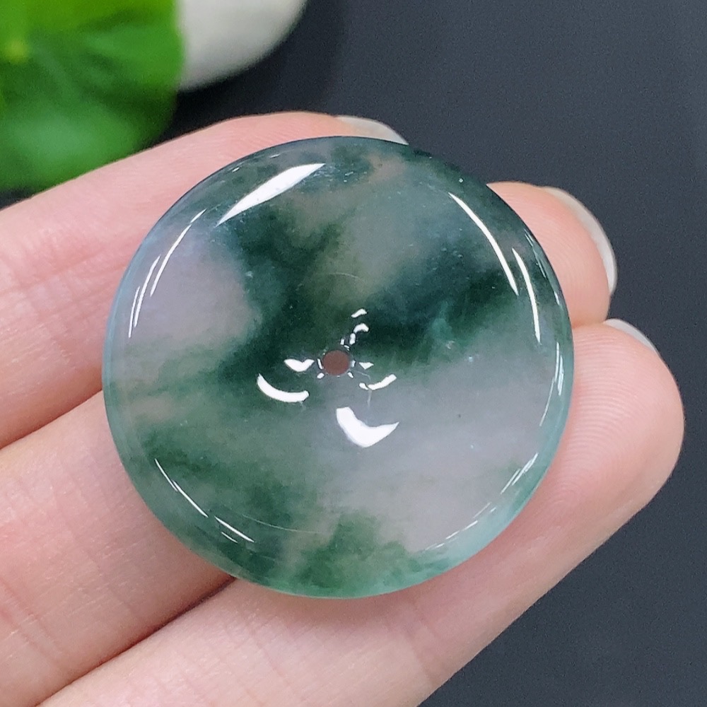 F28294921 JadeitePeace Pendant