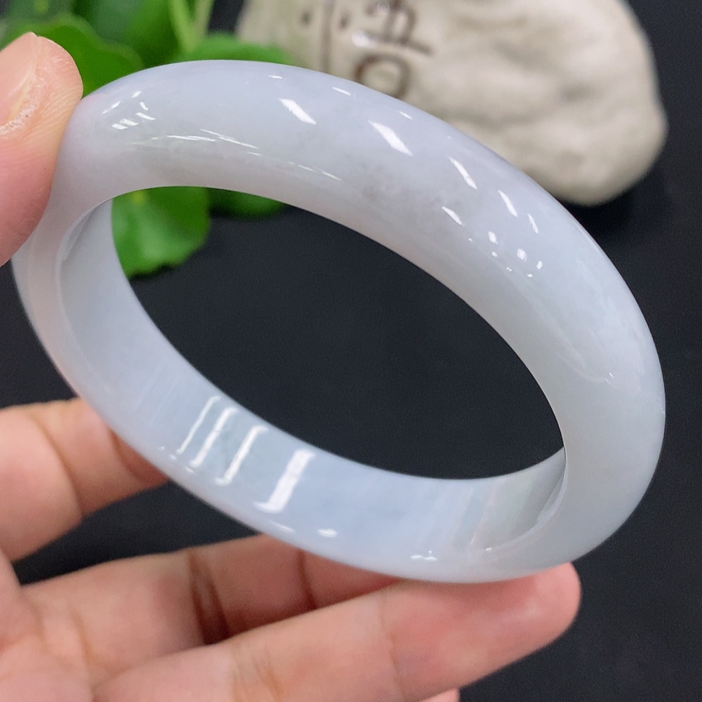 F31686458 Jadeite Round Bangle, Inner Diameter 58.9, Total Weight Approx. 64.6g