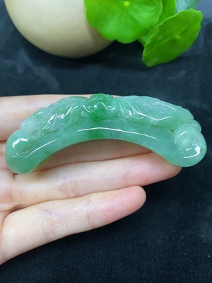 F45335910 翡翠手牌挂件 总重约47.92g