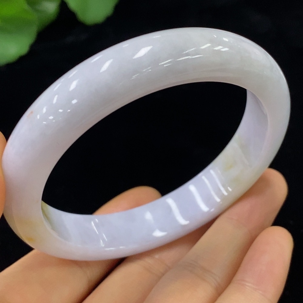 F34974240 Jadeite Round Bangle Size 59.8 Total Weight Approx. 64.2g Yellow Part Color Origin Undetermined