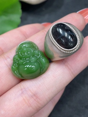 H34980229 Hetian Jade Pendant + Openable Inlaid Ring Non-Gold Total Weight Approx. 13.6g