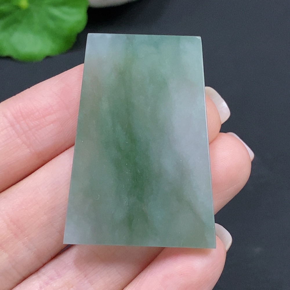 F26015892 Jadeite Plain Pendant Total weight: approx. 13g