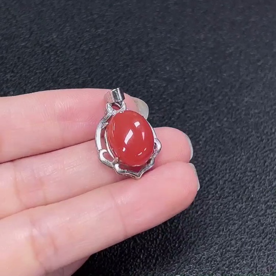 C34007538 South Red Agate Pendant Non-Gold Total Weight Approx. 3.33g