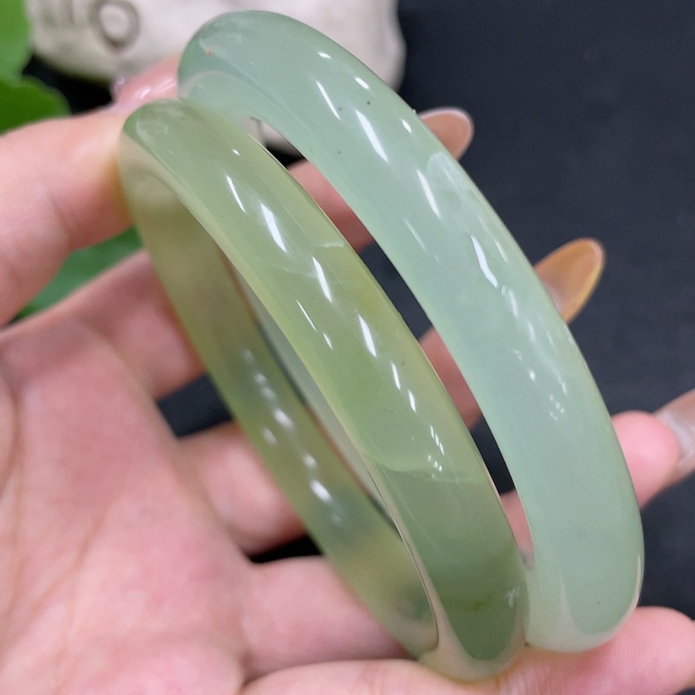 H32724784 Xiuyu (serpentine jade)