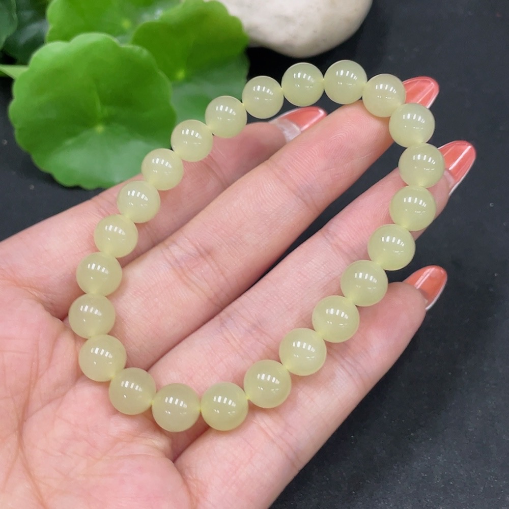 H35084493 Hetian Jade Bracelet, approx. 8mm beads, total weight approx. 18.7g