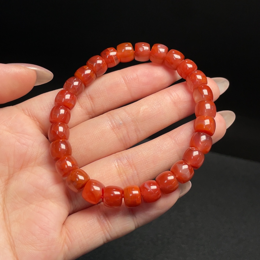 C34009551 Red Agate Bracelet with Visible Organic Matter, Total Weight Approx. 21.12g, Size About 8mm