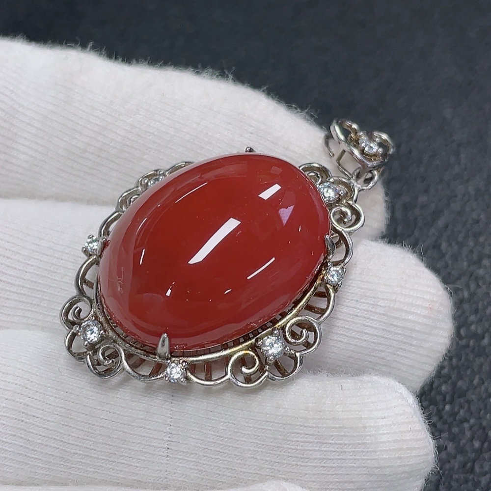C31577942 South Red Agate Pendant Non-Gold Visible Organic Matter Total Weight Approx. 14.16g