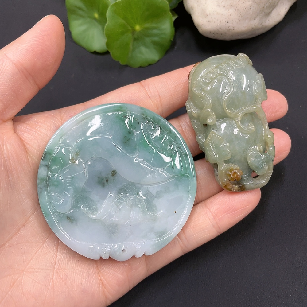 F15663428 Jadeite Pendants (Wholesale)