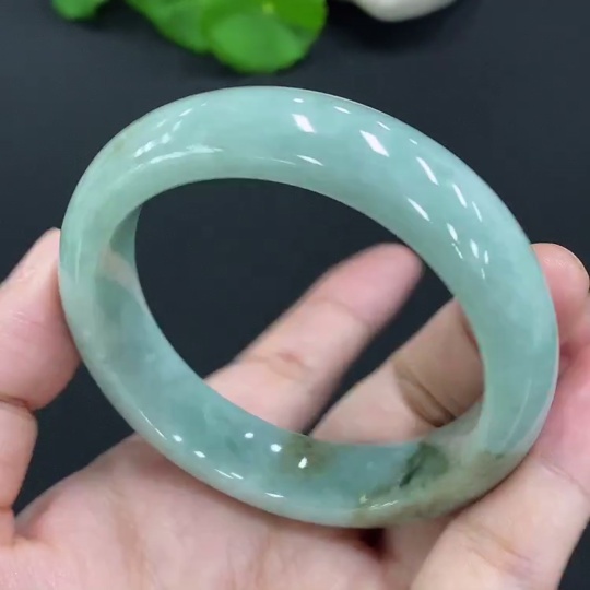F27103939 Jadeite Round Bracelet Size 54.8 Total Weight Approx. 66.5g