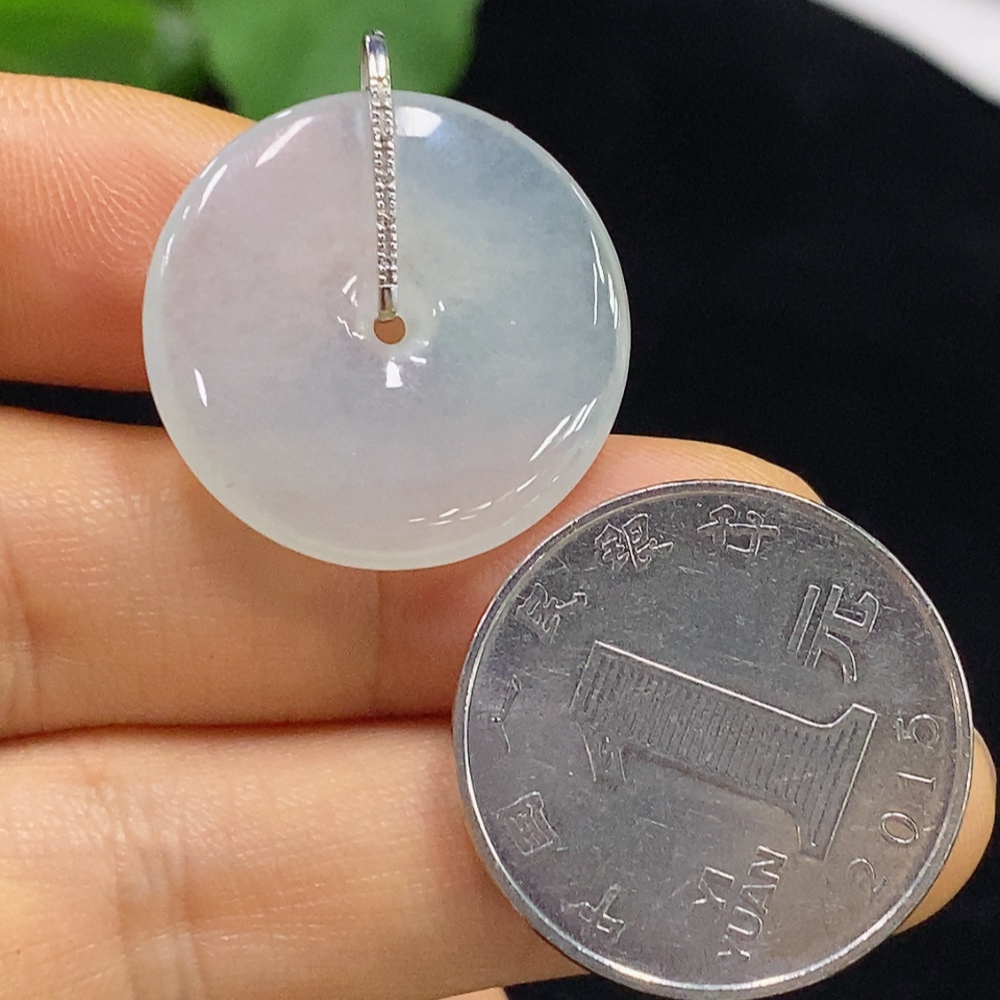 F34044314 Jadeite Pendant Peace Ring with 18k Gold and Diamond Accents, Total Weight Approx. 5.37g