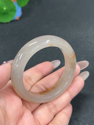 H41923501 非洲翠(独龙玉)正圈手镯 圈口49.1 货品总重约40.6g