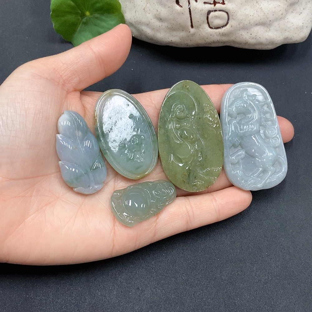 F12376412 Jadeite Pendant