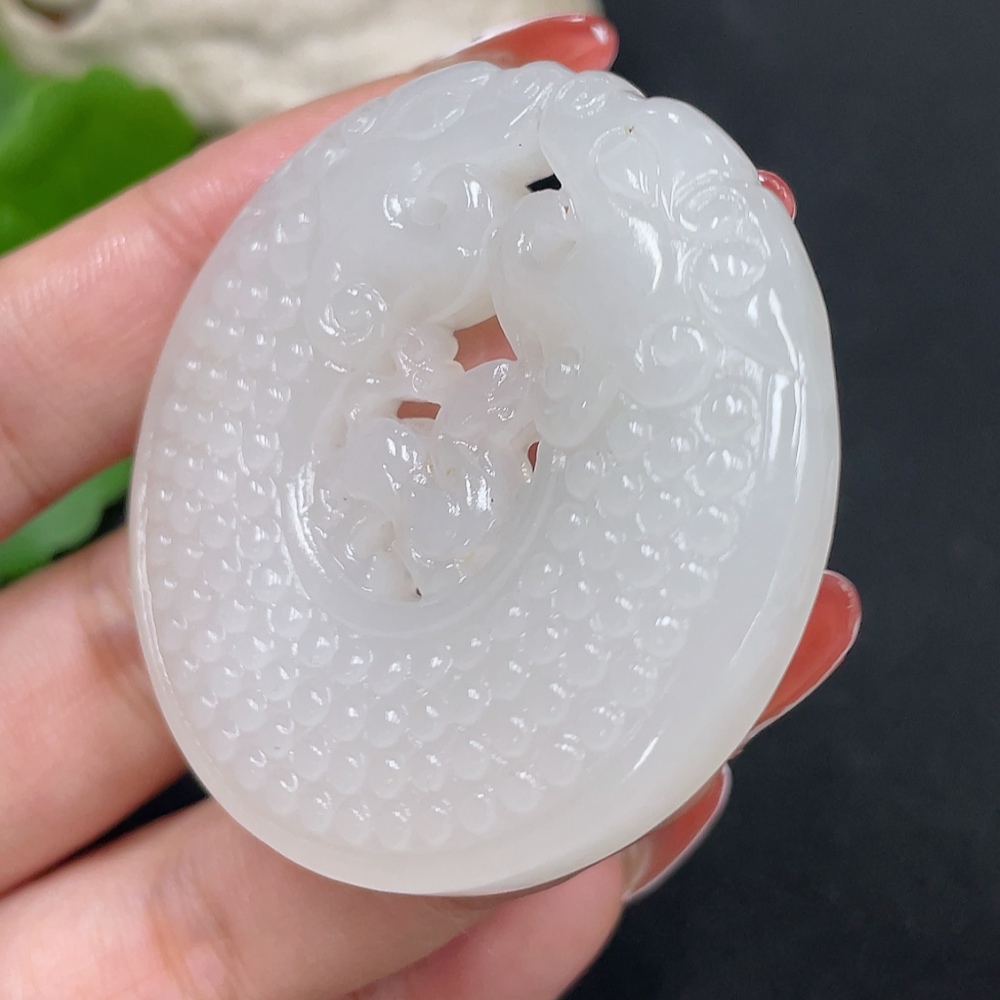 H34062103 Hetian Jade Pendant - Auspicious Beast Ring - Total Weight Approx. 35.7g