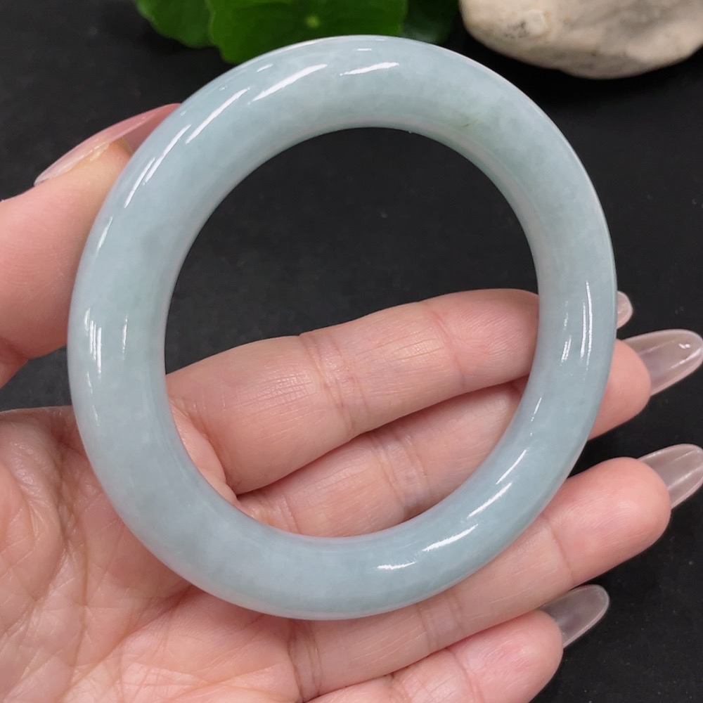 F35082341 Jadeite Round Bangle Size 55 Total Weight Approx. 66.8g
