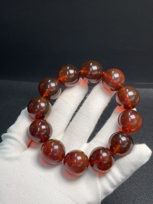C30511661 Amber and Beeswax Bracelet, Approx. 21.4mm in Size, Total Weight Approx. 62.92g
