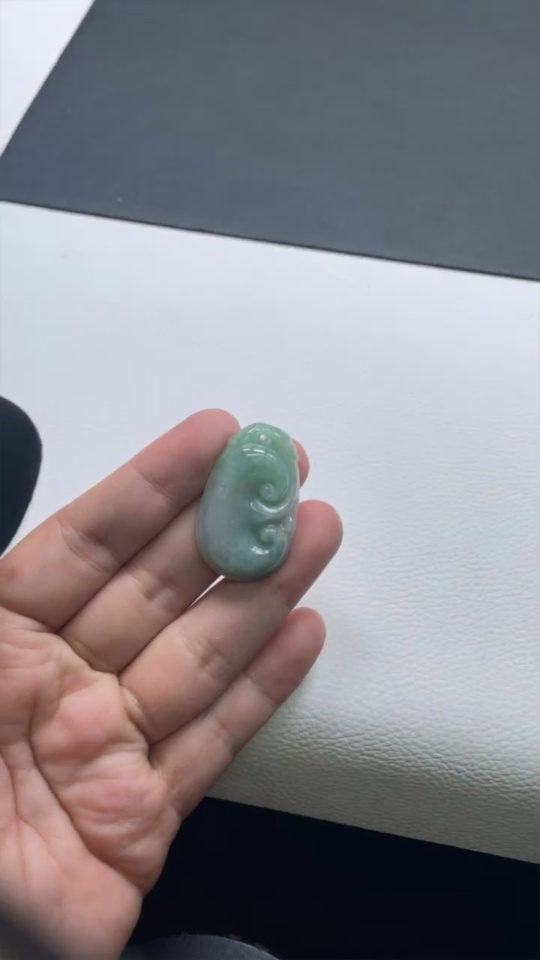 F34077564 Jadeite Ruyi Pendant, Total Weight Approx. 11.17g