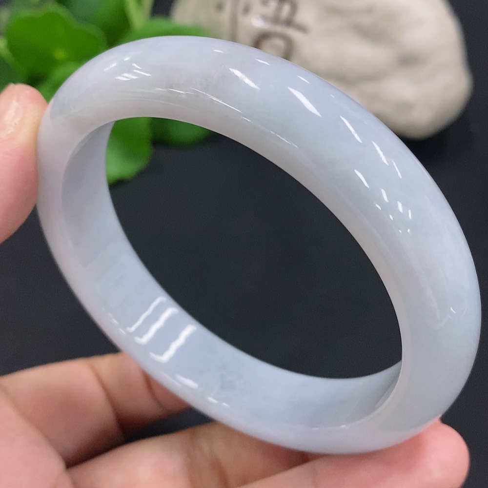 F31686458 Jadeite Round Bangle, Inner Diameter 58.9, Total Weight Approx. 64.6g