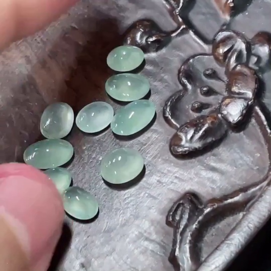 F29432860 Jadeite Cabochon