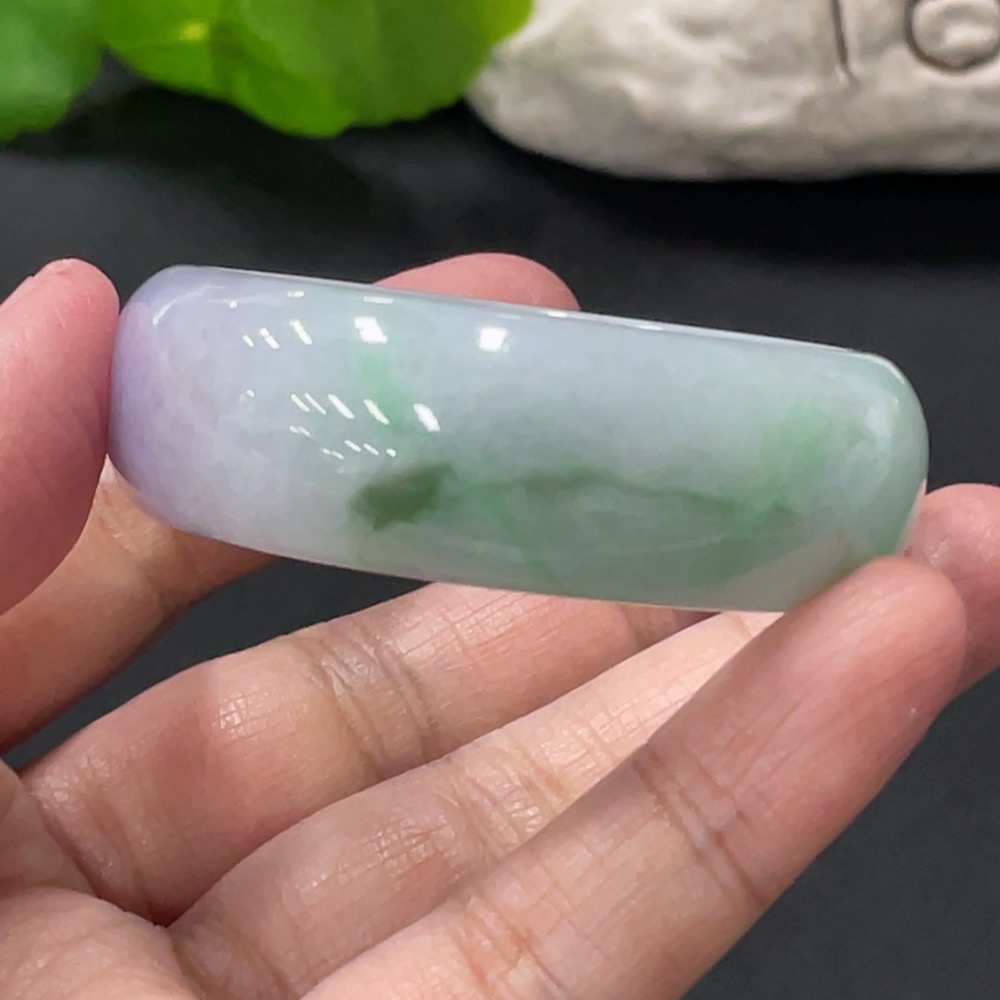 F34999522 Jadeite Round Bangle, Total Weight Approx. 46.5g, Size 42.7, with Crack/Defect