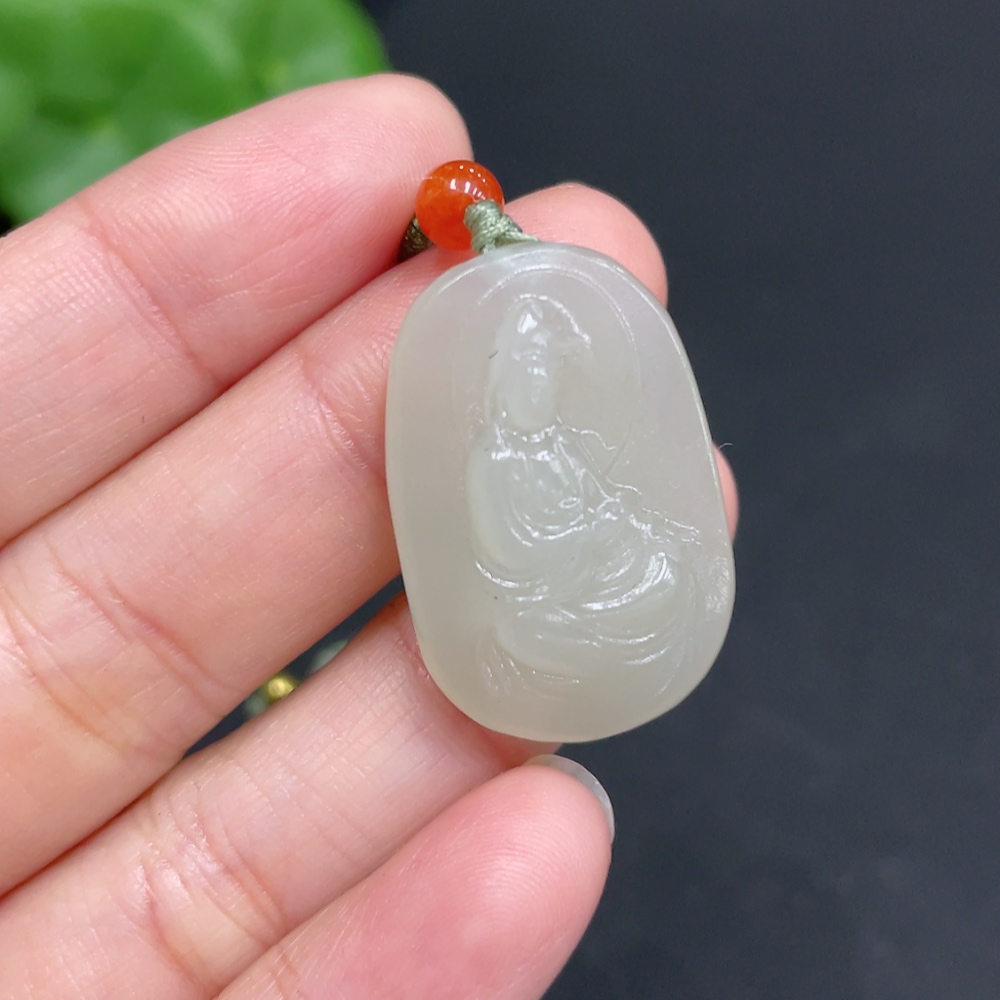 H34072413 Hetian Jade Pendant Guanyin Total Weight (including rope) 7g
