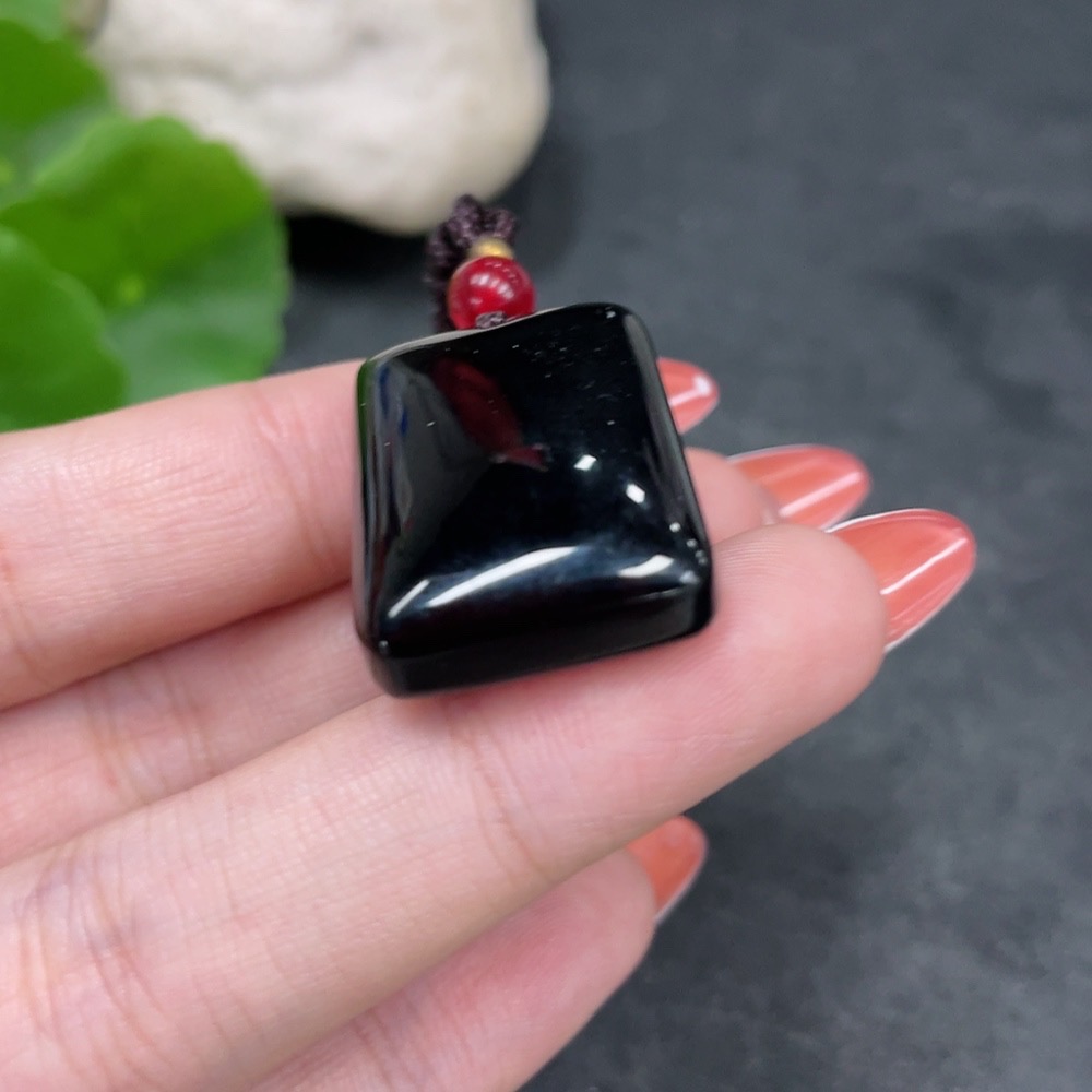 H34980216 Hetian Jade Pendant, Plain Pendant, Color Origin Undetermined, Total Weight (including rope) Approx. 13.3g