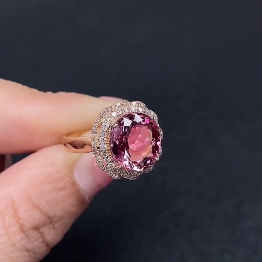 C32720444 18K Tourmaline Ring with Diamond Side Stones, Total Weight Approx. 3.78g, Size 13