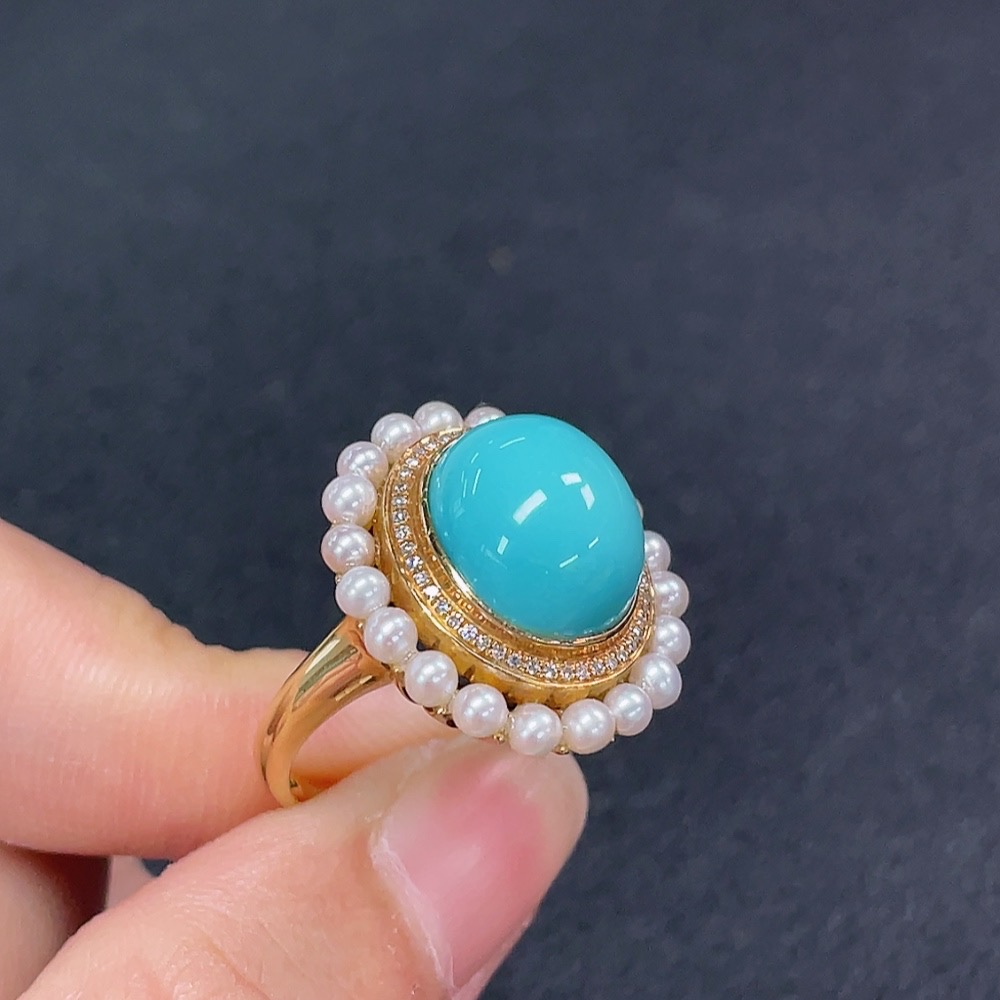 C34949612 Turquoise Ring with Diamond Accents, 18K Gold, Paired with Pearls, Total Weight Approx. 7.1g, Size 15.5