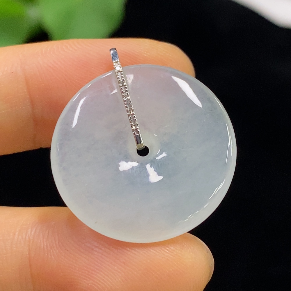 F34044314 Jadeite Pendant Peace Ring with 18k Gold and Diamond Accents, Total Weight Approx. 5.37g